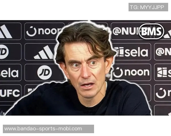 弗兰克赛后与莫耶斯共饮解压同行者理解彼此的心情 弗兰克赛后与莫耶斯共饮解压同行者理解彼此的心情