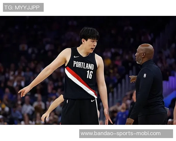 杨瀚森面临试错期开拓者急需胜利无法容忍失误 杨瀚森面临试错期开拓者急需胜利无法容忍失误