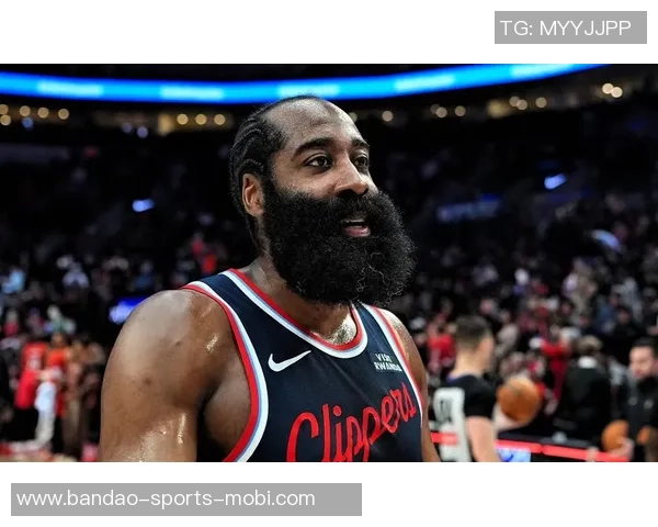 小卡单节狂砍26分紧追哈登赛季最高表现引发热议 小卡单节狂砍26分紧追哈登赛季最高表现引发热议